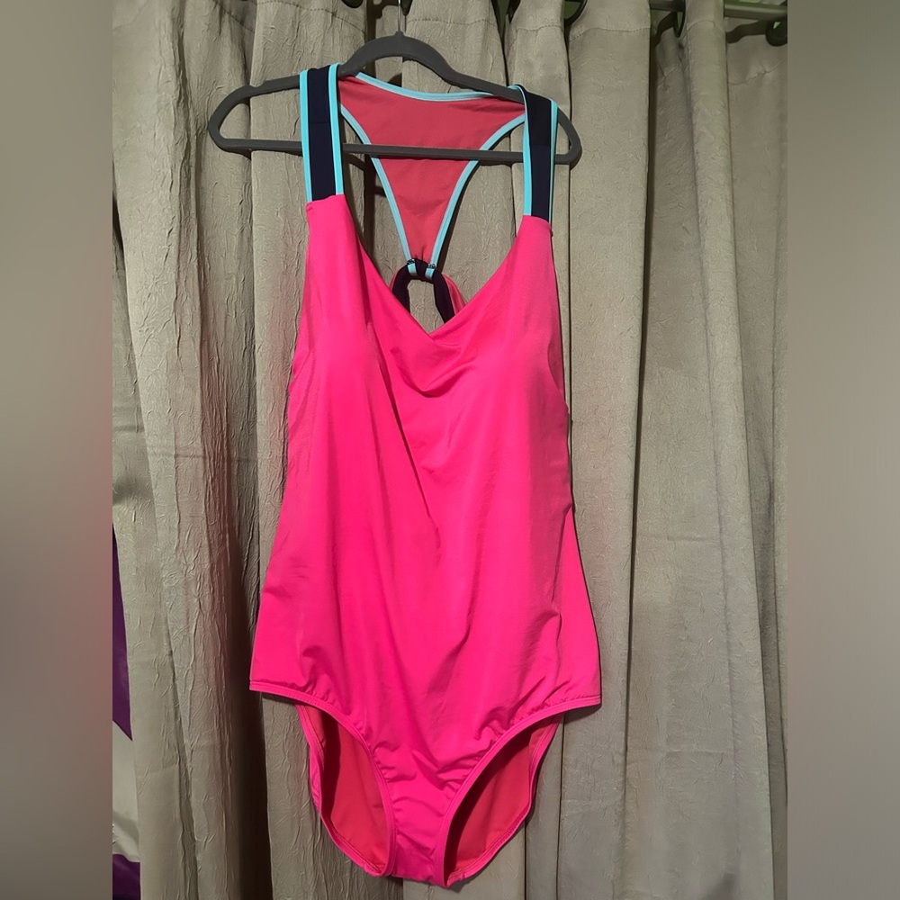 Lands' End V-Neck Racerback One Piece Swimsuit  6505